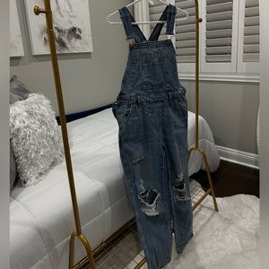 Adorable Ripped Jean Overalls !